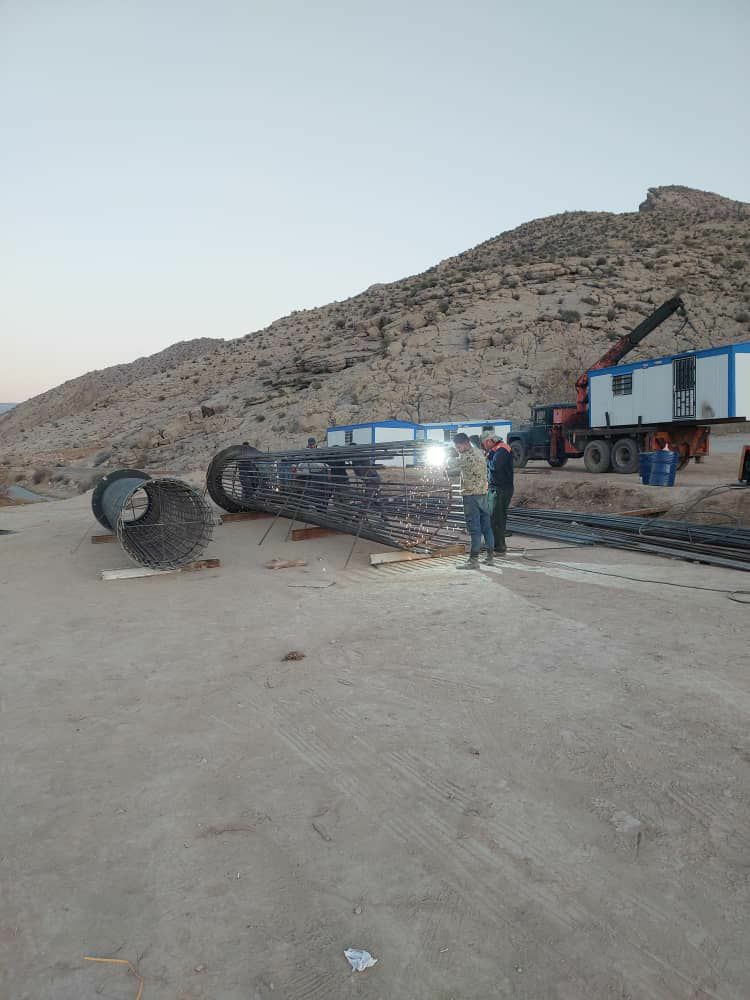 گزارش تصویری از عمليات احداث پروژه “خط انتقال ۶۶ کیلوولت بیدگل،پمپاژ شماره ۱ واقع در استان فارس شهرستان مرودشت  ” به همت همکاران متخصص و تلاشگر شرکت پارس ساختار به صورت EPC