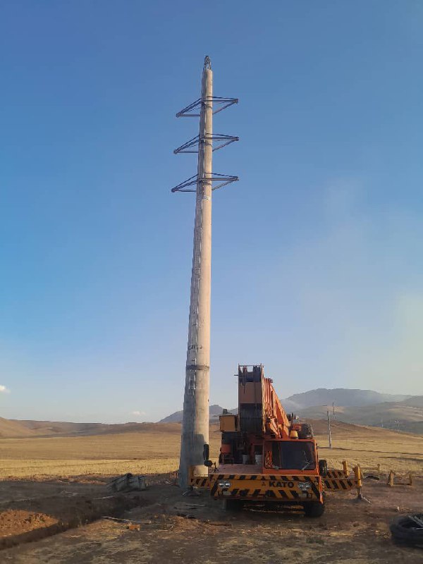 گزارش تصویری از ادامه عمليات احداث پروژه “خط انتقال ۶۳ کیلوولت دومداره حد فاصل پست های شاهد-سر فیروزآباد واقع در  کرمانشاه” به همت همکاران متخصص و تلاشگر شرکت پارس ساختار  📸ارسالی از همکار محترم آقای محسن ربیعی  💎پارس ساختار نماد تلاش و پویایی