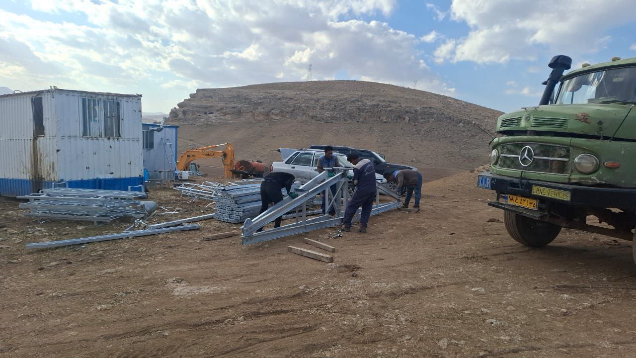 گزارش تصویری از ادامه عمليات احداث پروژه “خط انتقال ۴۰۰ کیلوولت باندل سه سیمه میاندوآب – بوکان” به همت همکاران متخصص و تلاشگر شرکت پارس ساختار   💎پارس ساختار نماد تلاش و پویایی   تصاویر ارسالی از همکار گرامی آقای آریایی