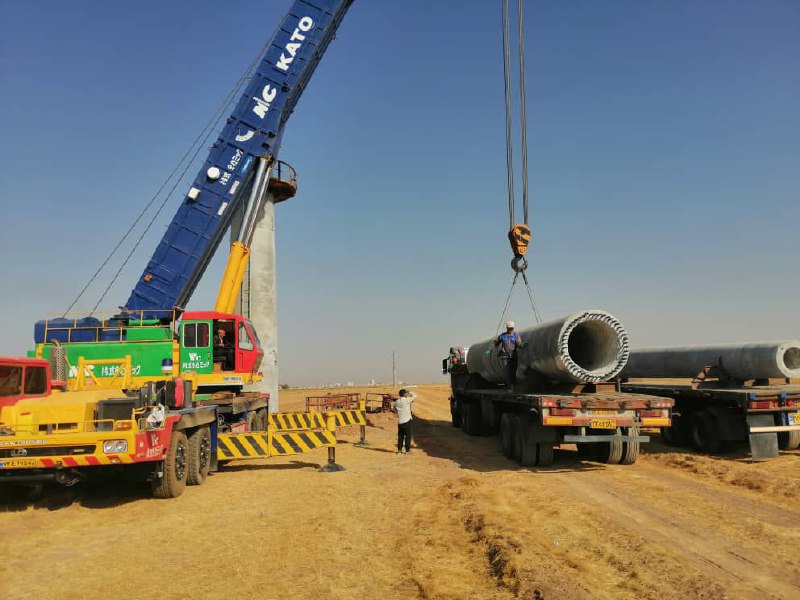 گزارش تصویری از عمليات احداث پروژه “خط انتقال ۴۰۰ کیلوولت دو مداره فولاد فراد – در شهر قروین” به همت همکاران متخصص و تلاشگر شرکت پارس ساختار 📸ارسالی از همکار محترم آقای خانی  💎پارس ساختار نماد تلاش و پویایی