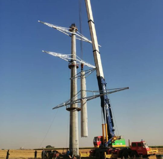 گزارش تصویری از عمليات احداث پروژه “خط انتقال ۴۰۰ کیلوولت دو مداره فولاد فراد – در شهر قروین” به همت همکاران متخصص و تلاشگر شرکت پارس ساختار 📸ارسالی از همکار محترم آقای خانی  💎پارس ساختار نماد تلاش و پویایی