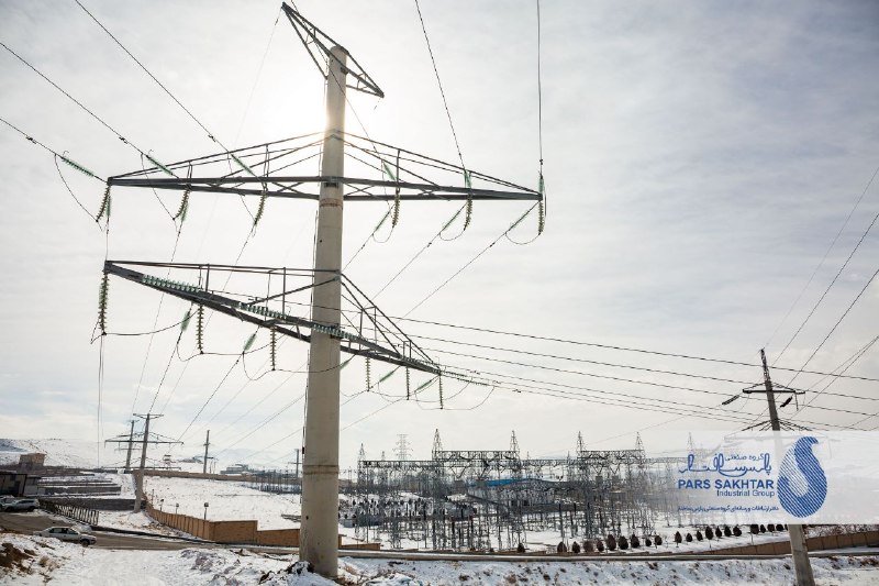 سری دوم گزارش تصویری در یک روز برفی از پروژه ماندگار « ۲۳۰ و ۱۳۲ کیلوولت پست والی تبریز به سردرود»  با استفاده از دکل های تک پایه خود ایستای بتنی پارس ساختار    💎پارس ساختار نماد تلاش و ایستایی