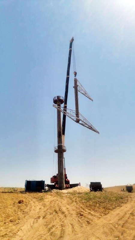 گزارش تصویری از ادامه عمليات احداث پروژه “خط انتقال ۴۰۰ کیلوولت باندل سه سیمه میاندوآب – بوکان” به همت همکاران متخصص و تلاشگر شرکت پارس ساختار         💎پارس ساختار نماد تلاش و پویایی